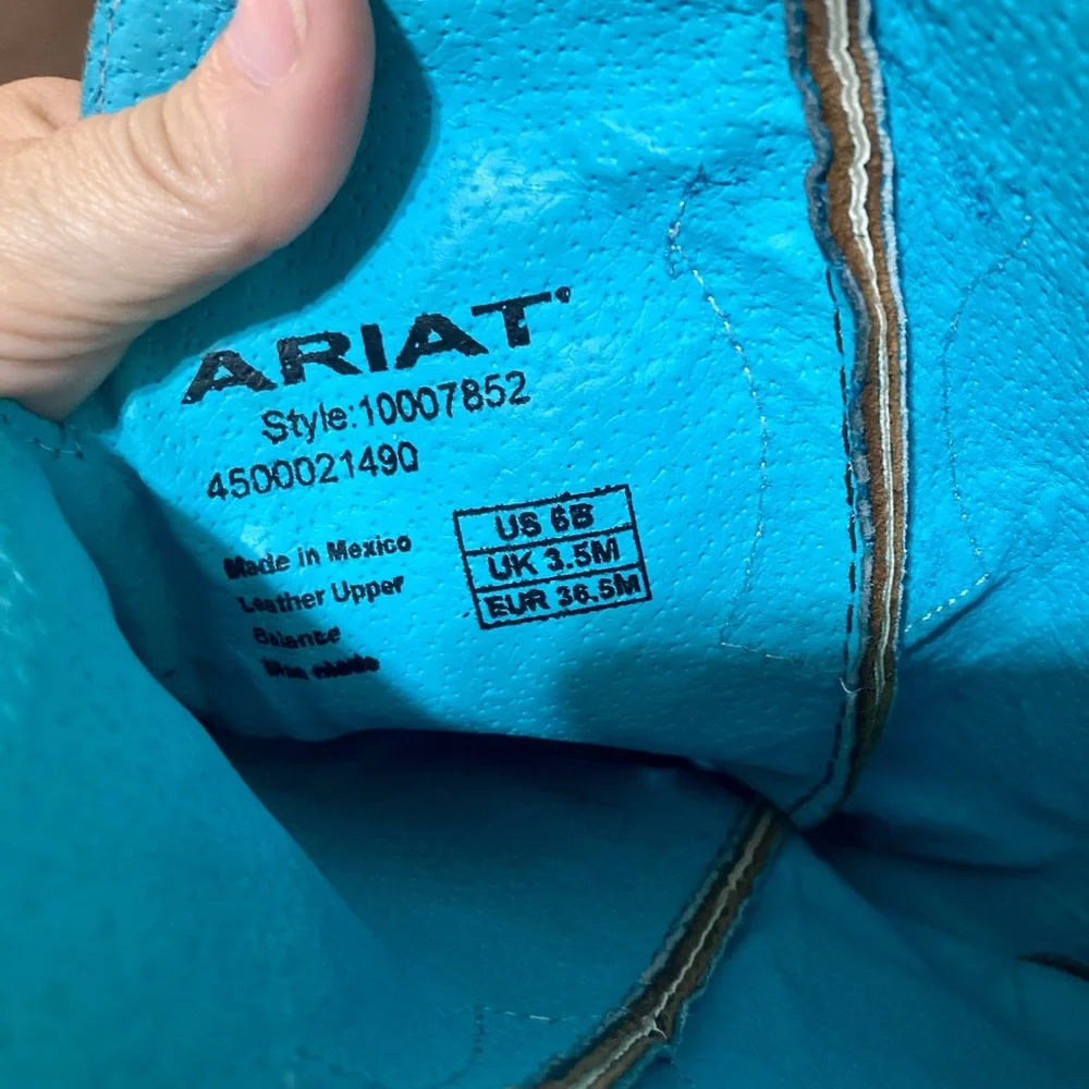 Ariat Caballera Western Boot with Turquoise accents - Picture 15 of 16